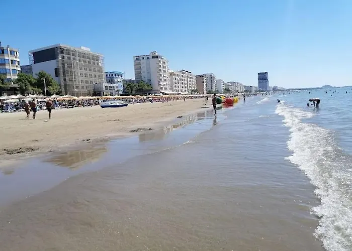 公寓 Rezidenca Hasanaj 15 *