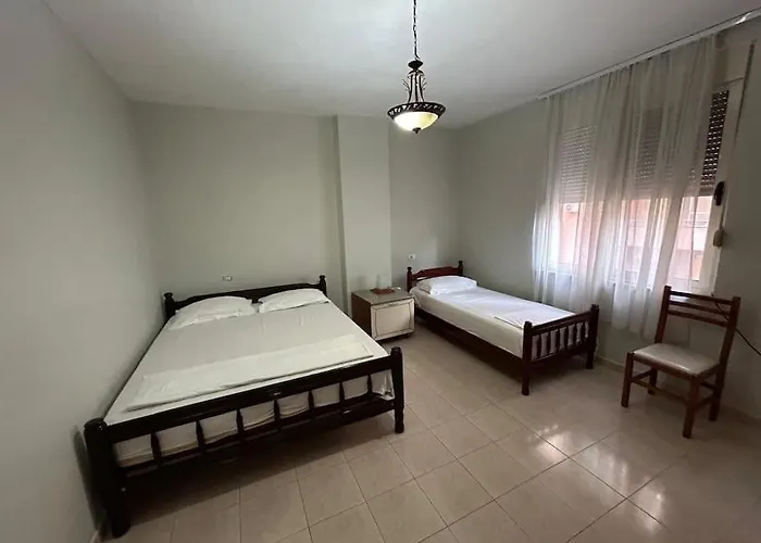 Rezidenca Hasanaj 15 公寓